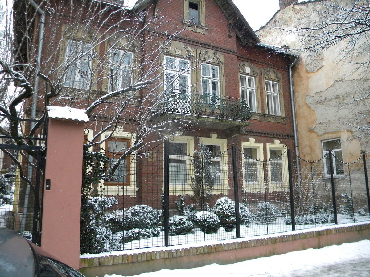 Studios At Anchevskih 3 Lwów Zewnętrze zdjęcie