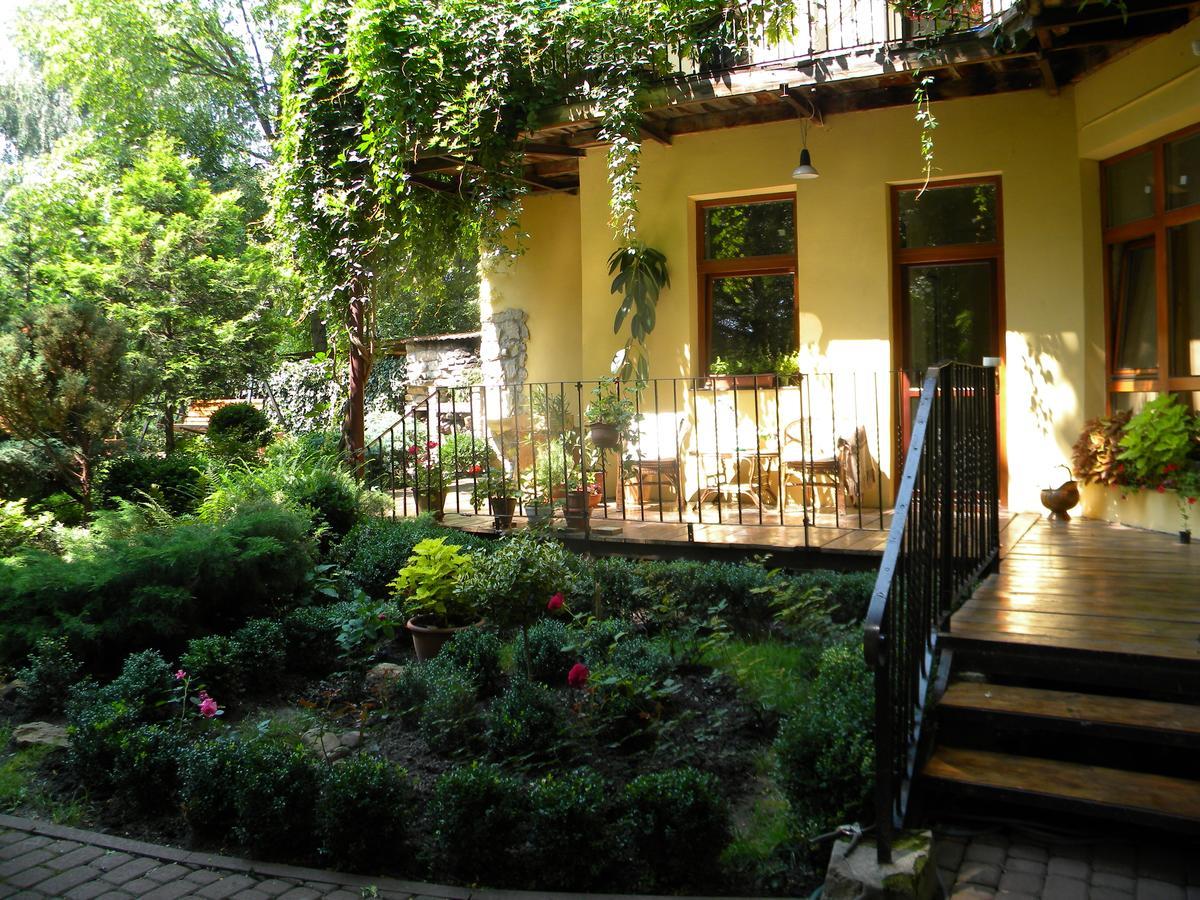 Studios At Anchevskih 3 Lwów Zewnętrze zdjęcie